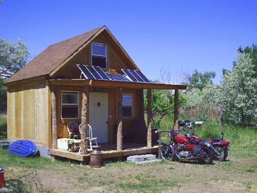 Simple Solar Homesteading