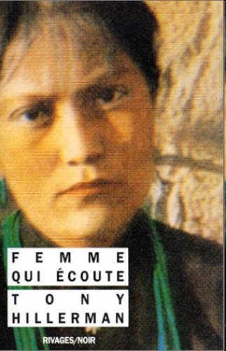 Femme qui écoute