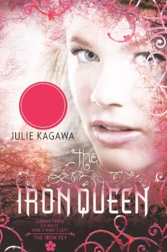 The Iron Queen (Turtleback School &amp; Library Binding Edition) (Iron Fey)