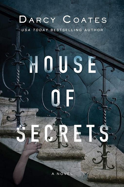 House of Secrets (House of Shadows, 2)