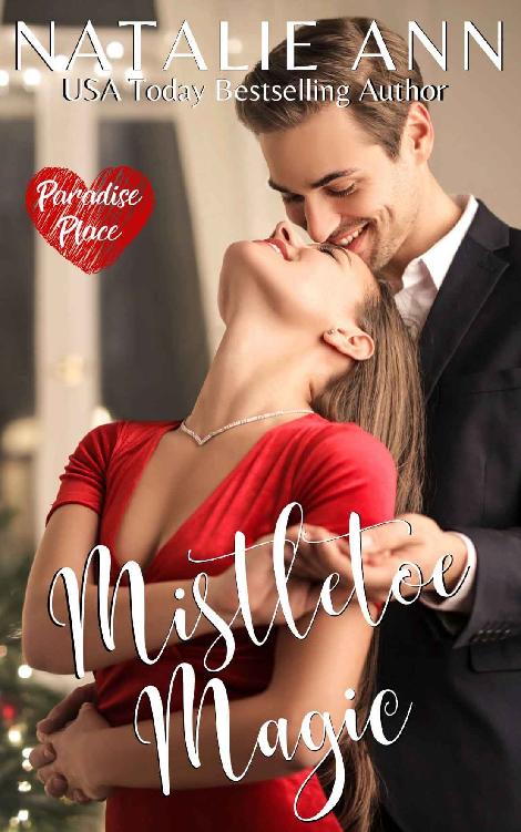 Mistletoe Magic (Paradise Place Book 6)